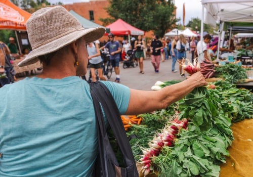 The Benefits of Shopping at Farmers' Markets